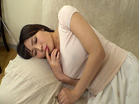 ＳＦ性闘士コスプレＮＴＲ　オタッキーな義理兄に仕込まれた七炫コスのキャラ姦でメス堕ちしちゃった巨乳人妻藤森里穂　サンプル画像08